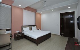 Spot On San Tower Hotel